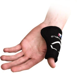 EvoShield EvoCharge Adult And Youth Protective Catcher Thumb Guard